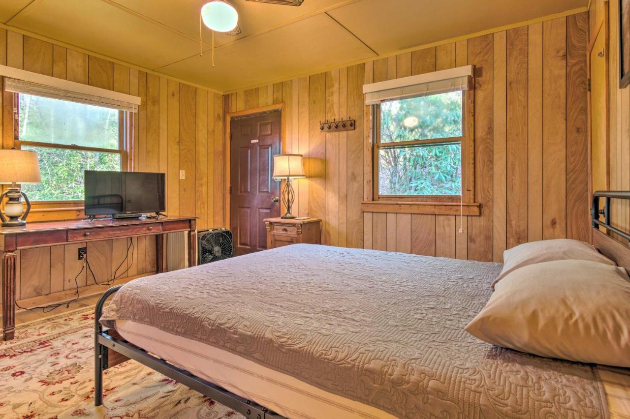 Peaceful Spruce Pine Cabin On 8 Acres With 2 Decks! Zewnętrze zdjęcie