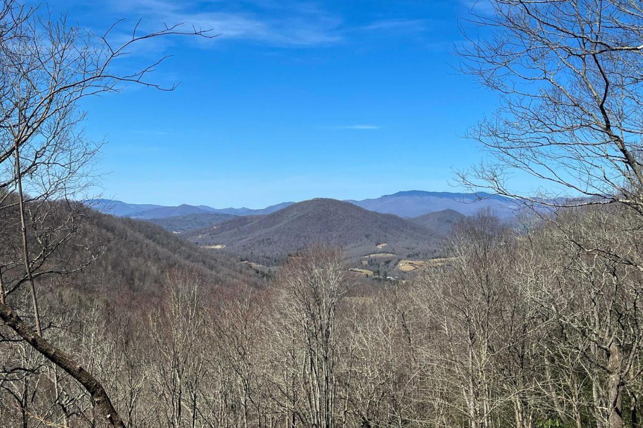 Peaceful Spruce Pine Cabin On 8 Acres With 2 Decks! Zewnętrze zdjęcie